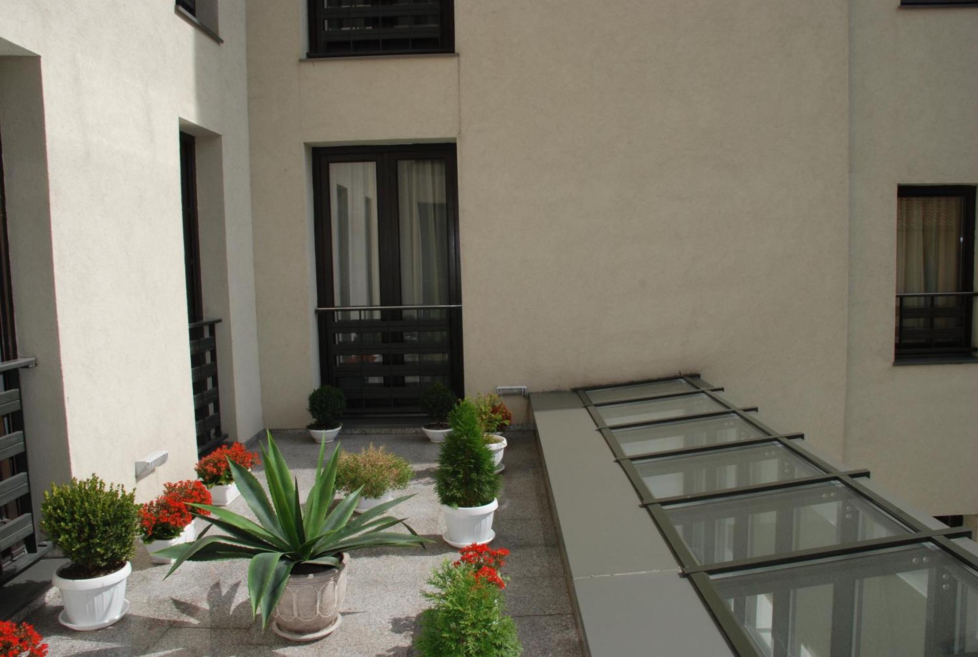 Hotel Beyfin Cluj-Napoca Luaran gambar