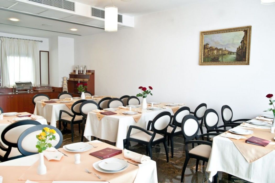 Hotel Beyfin Cluj-Napoca Luaran gambar
