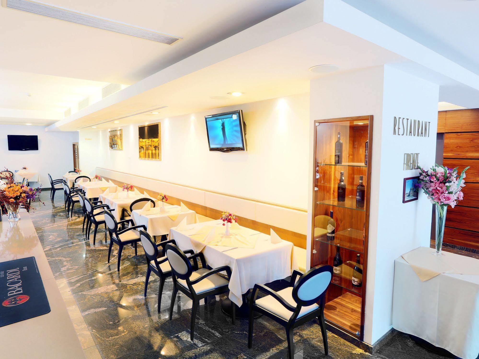 Hotel Beyfin Cluj-Napoca Luaran gambar