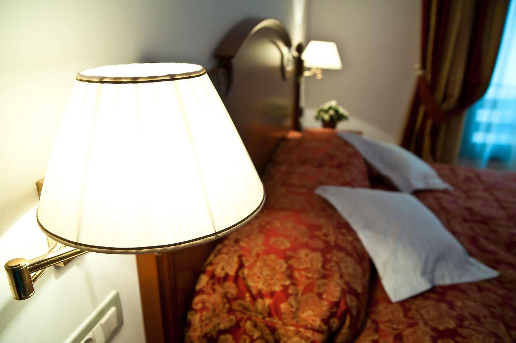 Hotel Beyfin Cluj-Napoca Luaran gambar