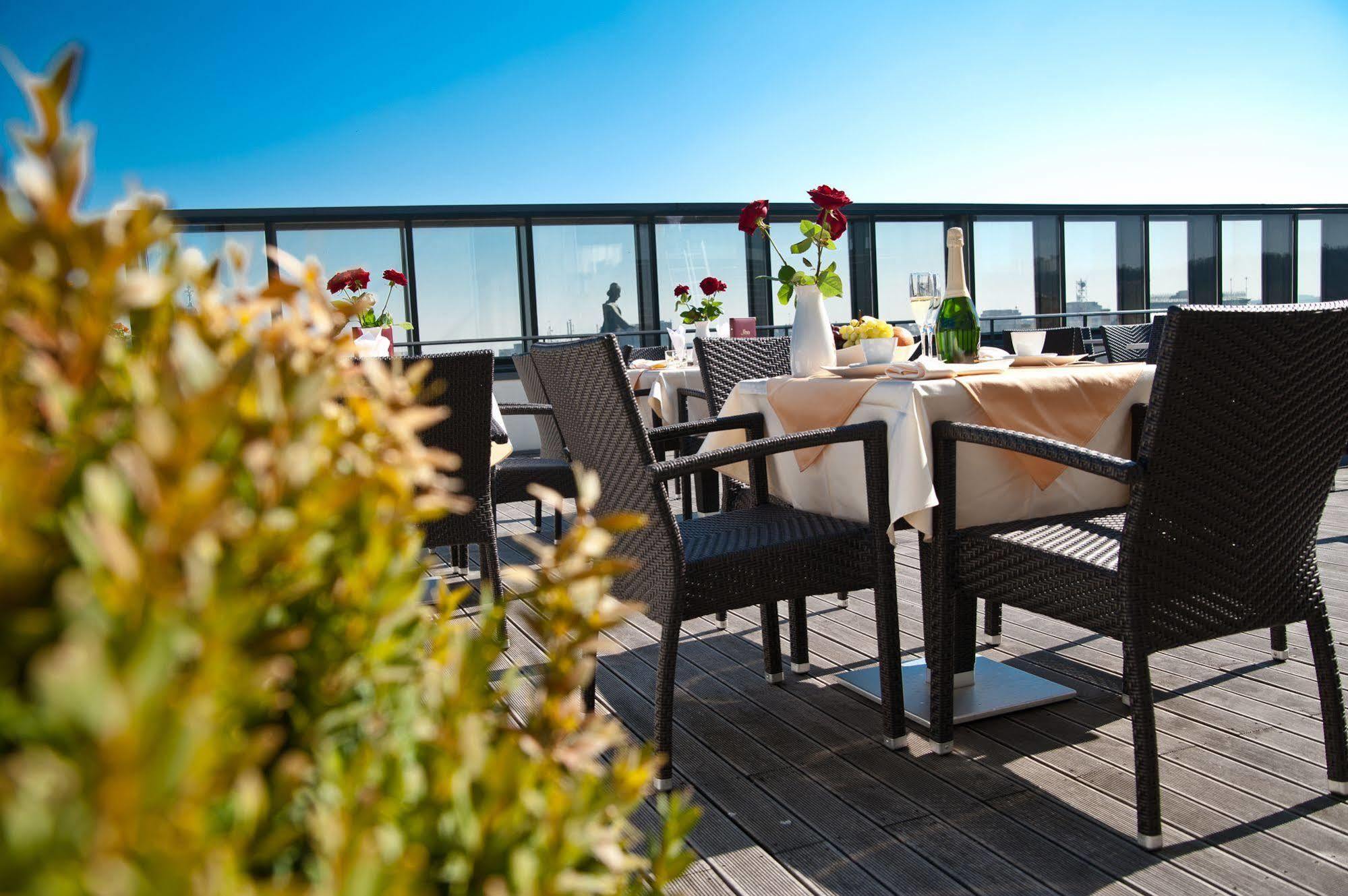 Hotel Beyfin Cluj-Napoca Luaran gambar
